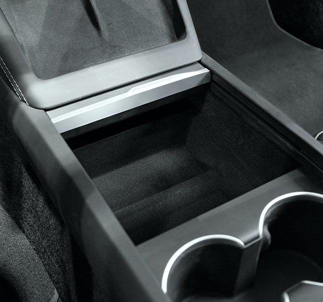 Model 3 Highland: Centre Console Organizer